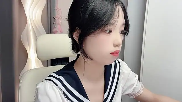 Xiaoqing00 online show from June 10, 5:39 am