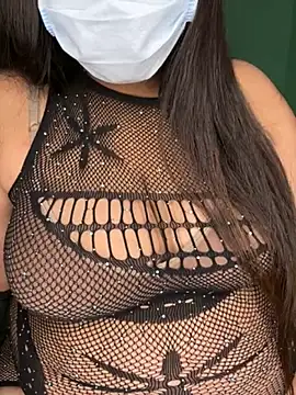Desifiregirl online show from May 15, 7:32 pm