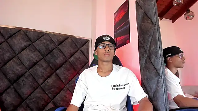 LiamKron online show from July 12, 11:34 am