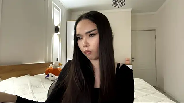 MardellHeavrin online show from April 23, 1:02 pm