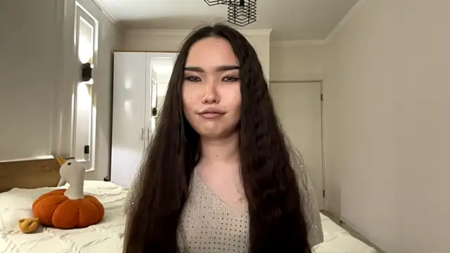 MardellHeavrin online show from May 11, 1:17 pm
