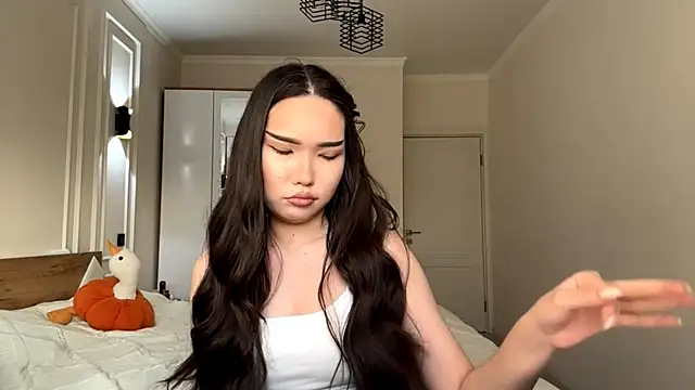 MardellHeavrin online show from May 17, 1:07 pm