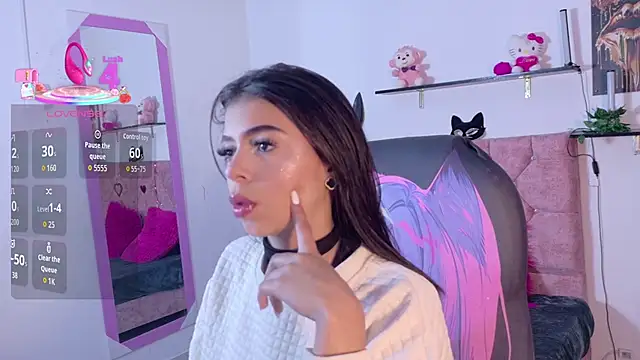 VelinaHoney online show from May 11, 1:06 pm