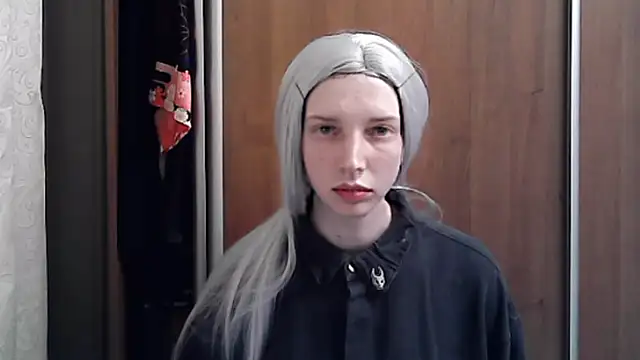 Snapshot of Crimson_Lady chatting on May 25, 6:47 pm Crimson Lady online show from May 25, 6:47 pm