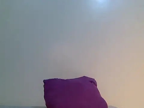 Snapshot of Silk-Hennessy chatting on May 27, 6:49 pm Silk-Hennessy online show from May 27, 6:49 pm