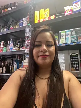 Snapshot of MIA_ROSSEEE chatting on May 16, 2:05 pm MIA ROSSEEE online show from May 16, 2:05 pm
