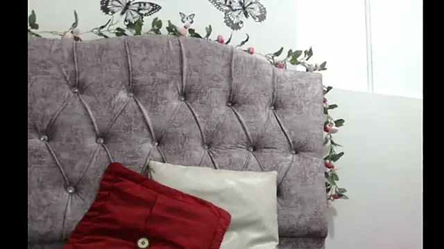 eimy rosse25 online show from May 13, 8:16 pm