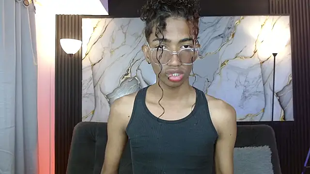 triiangel latinboy online show from May 15, 1:07 pm