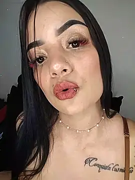 Snapshot of Luna_scarllet8 chatting on June 2, 12:12 am Luna scarllet8 online show from June 2, 12:12 am