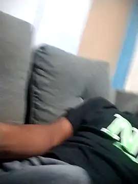 Snapshot of Jn3f2026 chatting on April 13, 3:01 am Jn3f2026 online show from April 13, 3:01 am