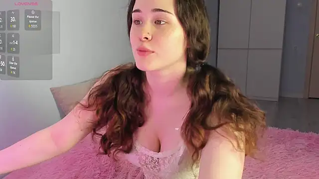 ChloeBlisss online show from July 14, 11:49 am