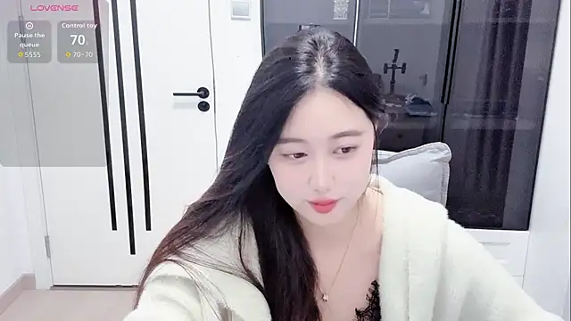 secret-sese online show from April 25, 1:41 pm