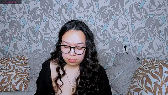 Zlata lee online show from May 7, 3:23 am