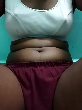 Snapshot of Tamil_Cindrella chatting on June 18, 5:51 am Tamil Cindrella online show from June 18, 5:51 am