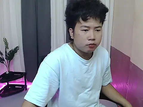 Soctober online show from April 10, 2:22 pm