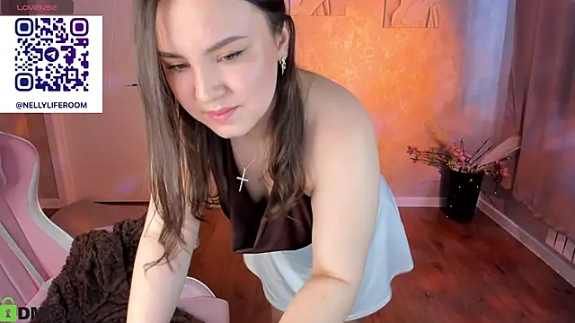 Snapshot of Nelie_Evans chatting on May 7, 10:09 am Nelie Evans online show from May 7, 10:09 am
