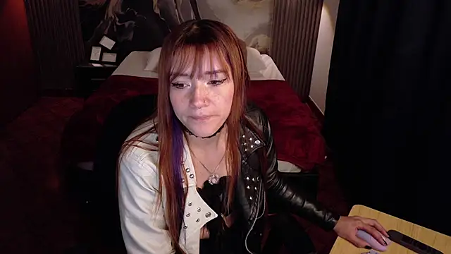 Emily Cherry  online show from May 15, 1:51 pm