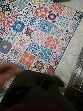 mirr035 online show from April 12, 9:42 pm