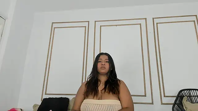 Snapshot of malory_ferrer chatting on May 5, 7:11 pm malory ferrer online show from May 5, 7:11 pm