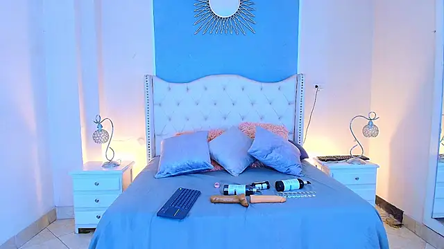 elizabeth santos1 online show from July 9, 8:24 pm