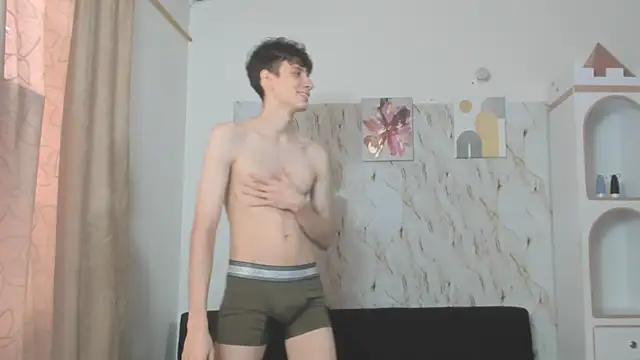 Sweet boyshot online show from April 17, 1:36 pm