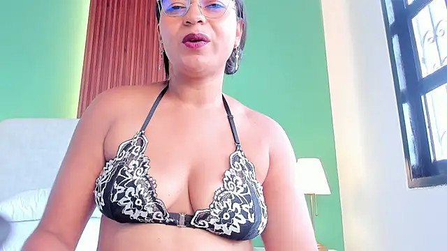 Snapshot of Victoria_Bailey chatting on April 25, 1:41 pm Victoria Bailey online show from April 25, 1:41 pm
