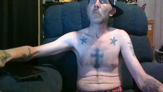 EEYORE86 online show from April 15, 12:39 am