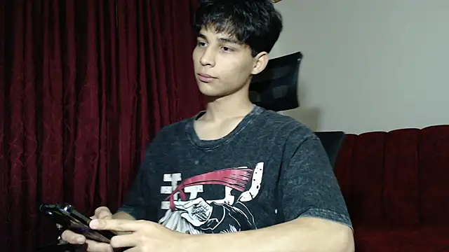 Snapshot of Marck-Pro chatting on April 25, 12:02 am Marck-Pro online show from April 25, 12:02 am