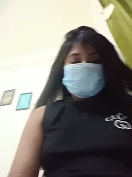 dearmona00 online show from May 28, 10:23 am