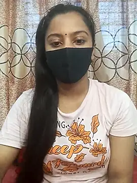 Snapshot of zareen_approach chatting on April 22, 11:45 am zareen approach online show from April 22, 11:45 am