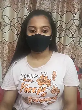 Snapshot of zareen_approach chatting on April 22, 11:50 pm zareen approach online show from April 22, 11:50 pm