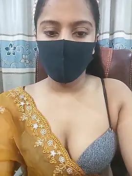 Snapshot of zareen_approach chatting on May 10, 3:39 pm zareen approach online show from May 10, 3:39 pm