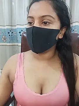 Snapshot of zareen_approach chatting on May 12, 6:27 pm zareen approach online show from May 12, 6:27 pm