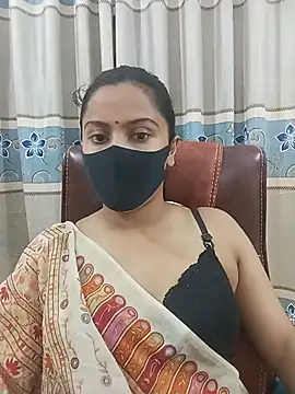 Snapshot of zareen_approach chatting on May 15, 9:33 pm zareen approach online show from May 15, 9:33 pm