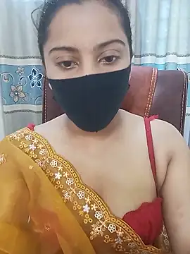 Snapshot of zareen_approach chatting on May 24, 9:47 am zareen approach online show from May 24, 9:47 am
