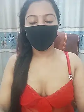 Snapshot of zareen_approach chatting on May 26, 9:49 am zareen approach online show from May 26, 9:49 am