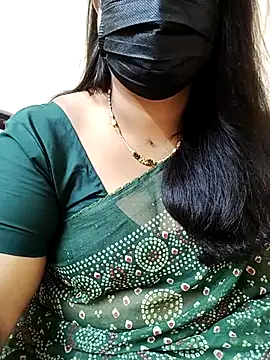 Stephaniee27 online show from July 11, 9:34 am