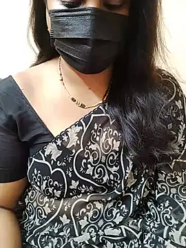 Stephaniee27 online show from July 16, 9:37 am