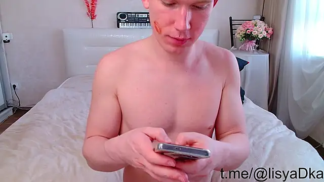 The Slutty Fox online show from April 25, 1:41 pm