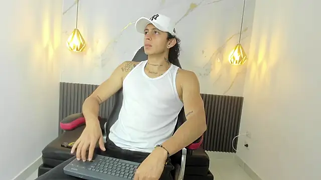 JeyTeylor online show from April 13, 12:54 pm