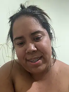 Snapshot of Tainesilva chatting on May 19, 2:18 am Tainesilva online show from May 19, 2:18 am
