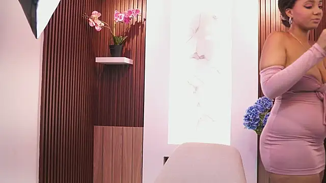 Snapshot of BrianaLane chatting on July 2, 7:09 pm BrianaLane online show from July 2, 7:09 pm
