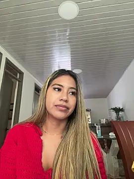 Snapshot of Kimmiebellarie chatting on July 13, 3:48 pm Kimmiebellarie online show from July 13, 3:48 pm