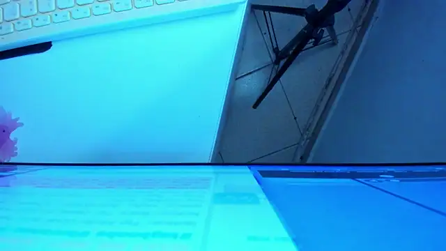 Snapshot of britanny_jones1 chatting on June 13, 8:23 am britanny jones1 online show from June 13, 8:23 am