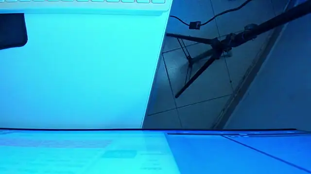 Snapshot of britanny_jones1 chatting on July 7, 8:29 am britanny jones1 online show from July 7, 8:29 am