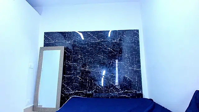Maddie 01 online show from May 11, 4:15 pm