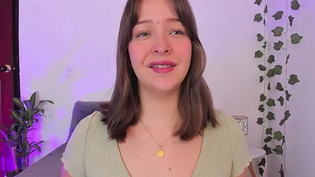 Snapshot of Mari_Rouse chatting on May 20, 1:39 pm Mari Rouse online show from May 20, 1:39 pm