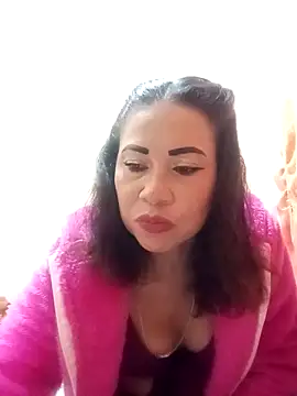 Snapshot of Lilith-ZL chatting on April 19, 5:51 am Lilith-ZL online show from April 19, 5:51 am