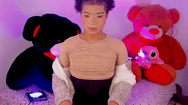 nikolle mistrreHots online show from May 25, 10:16 pm