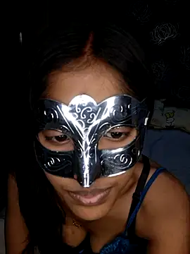 Snapshot of sima_loves chatting on June 19, 7:06 pm sima loves online show from June 19, 7:06 pm